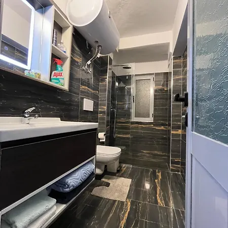 Apartamento 33 *